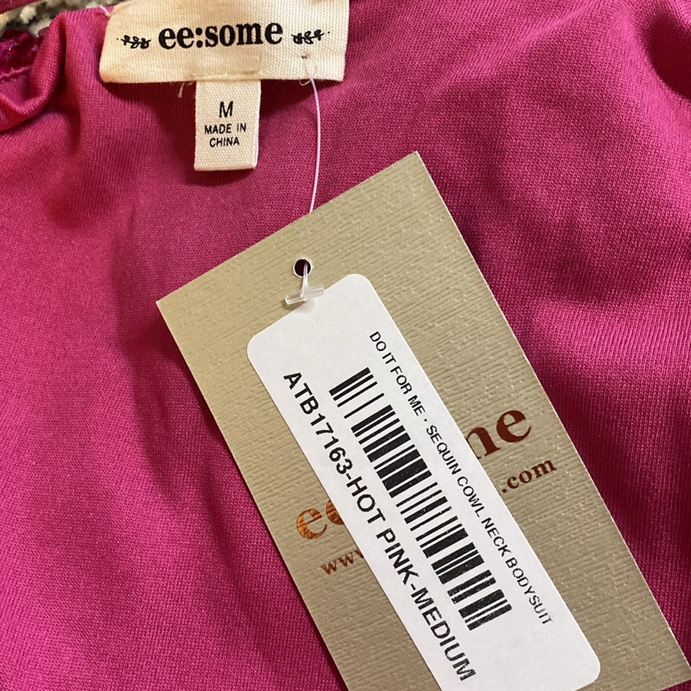 NWT- HOT PINK SEQUIN COWL NECK BODYSUIT SIZE M💕 - Picture 6 of 7